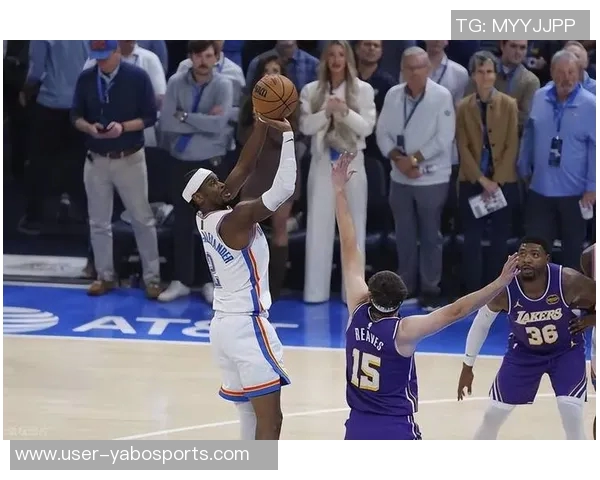 本赛季双人组同场得分25场次统计乔治与马卡领先东契奇与里夫斯紧随其后 本赛季双人组同场得分25场次统计乔治与马卡领先东契奇与里夫斯紧随其后